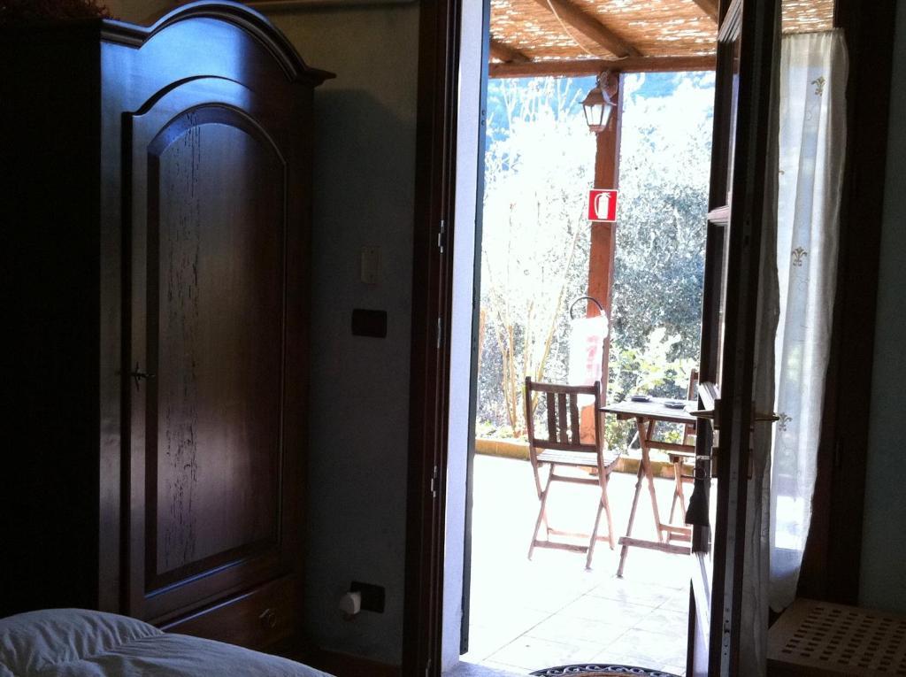 Agriturismo La Rocca Di Perti Finale Ligure Pokoj fotografie